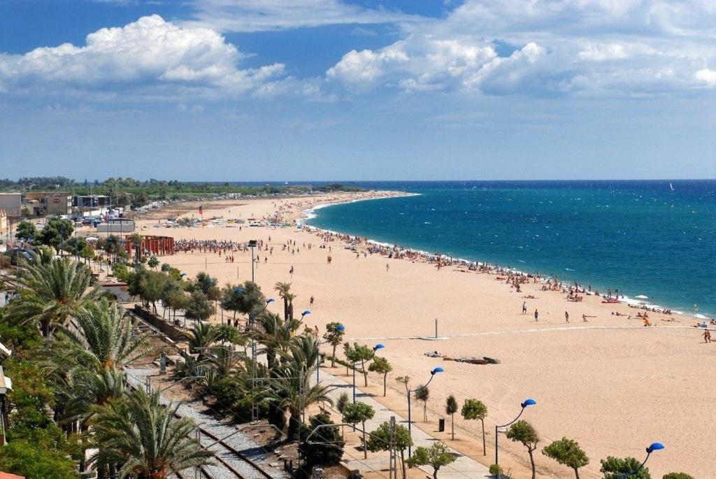 Can Mero Malgrat de Mar Bagian luar foto